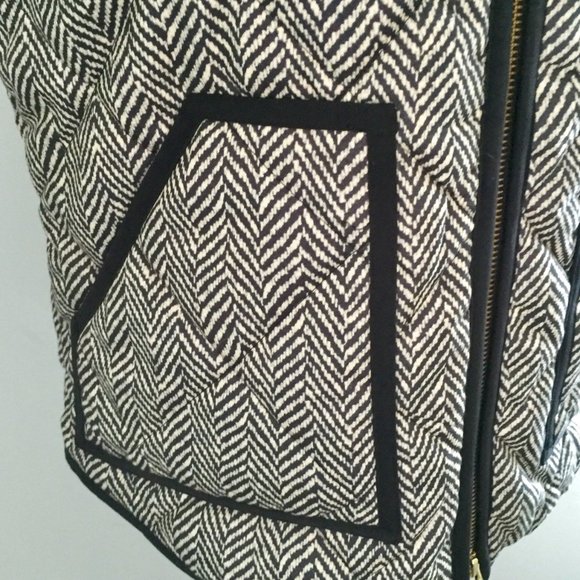 J. Crew Black White Herringbone Quilted Puffer Vest Small NEW - Picture 6 of 11